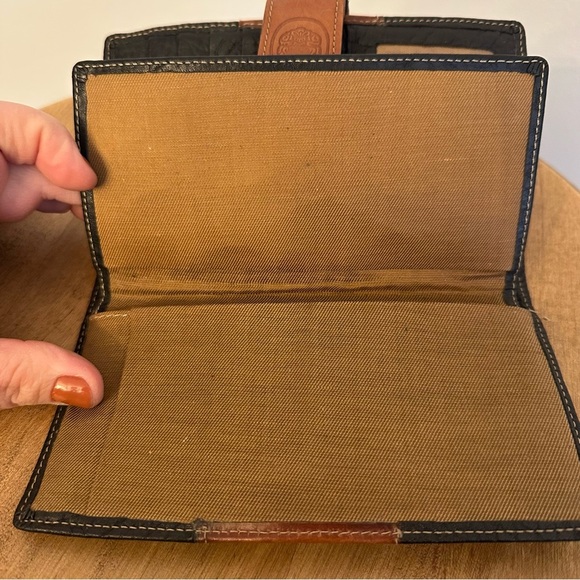 Mundi Long Wallet Brown Black Pebble Leather Gold Hardware Snap Coin Pocket Card - Picture 8 of 16